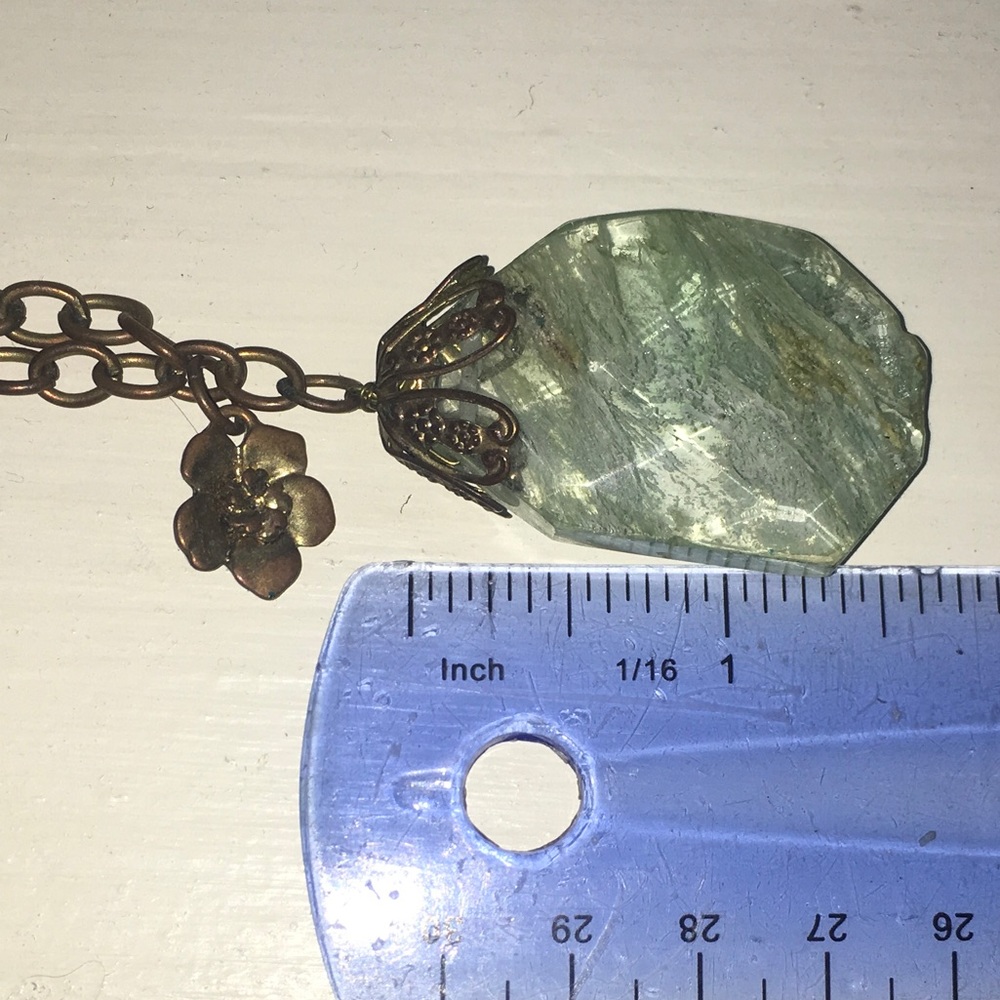 Vintage Looking Chain Stone Necklace